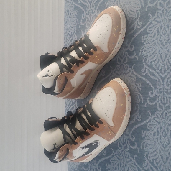 Air Jordan 1 Mid Brushstroke - Picture 3 of 9